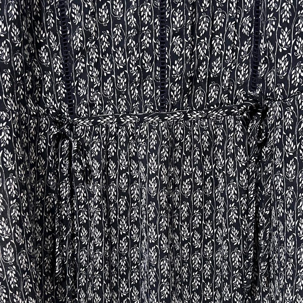 Ann Taylor Petite Floral Blouse - Picture 4 of 9